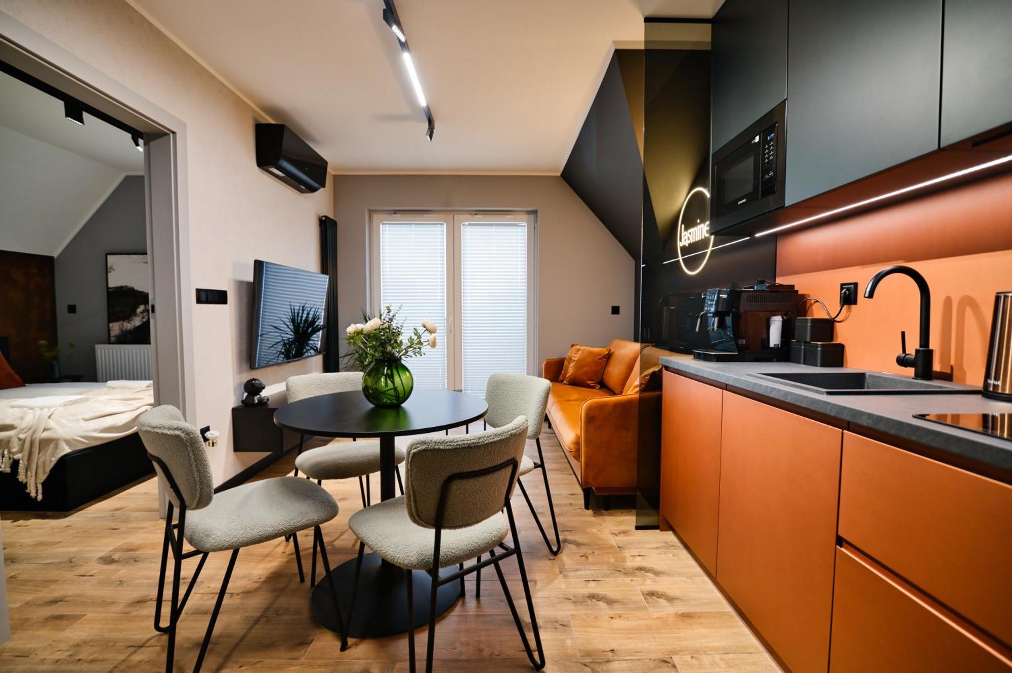 Aparthotel Jasmine By Housine Zator Exterior foto